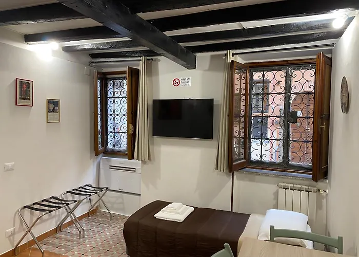 Casa Vicolo Moroni - Trastevere