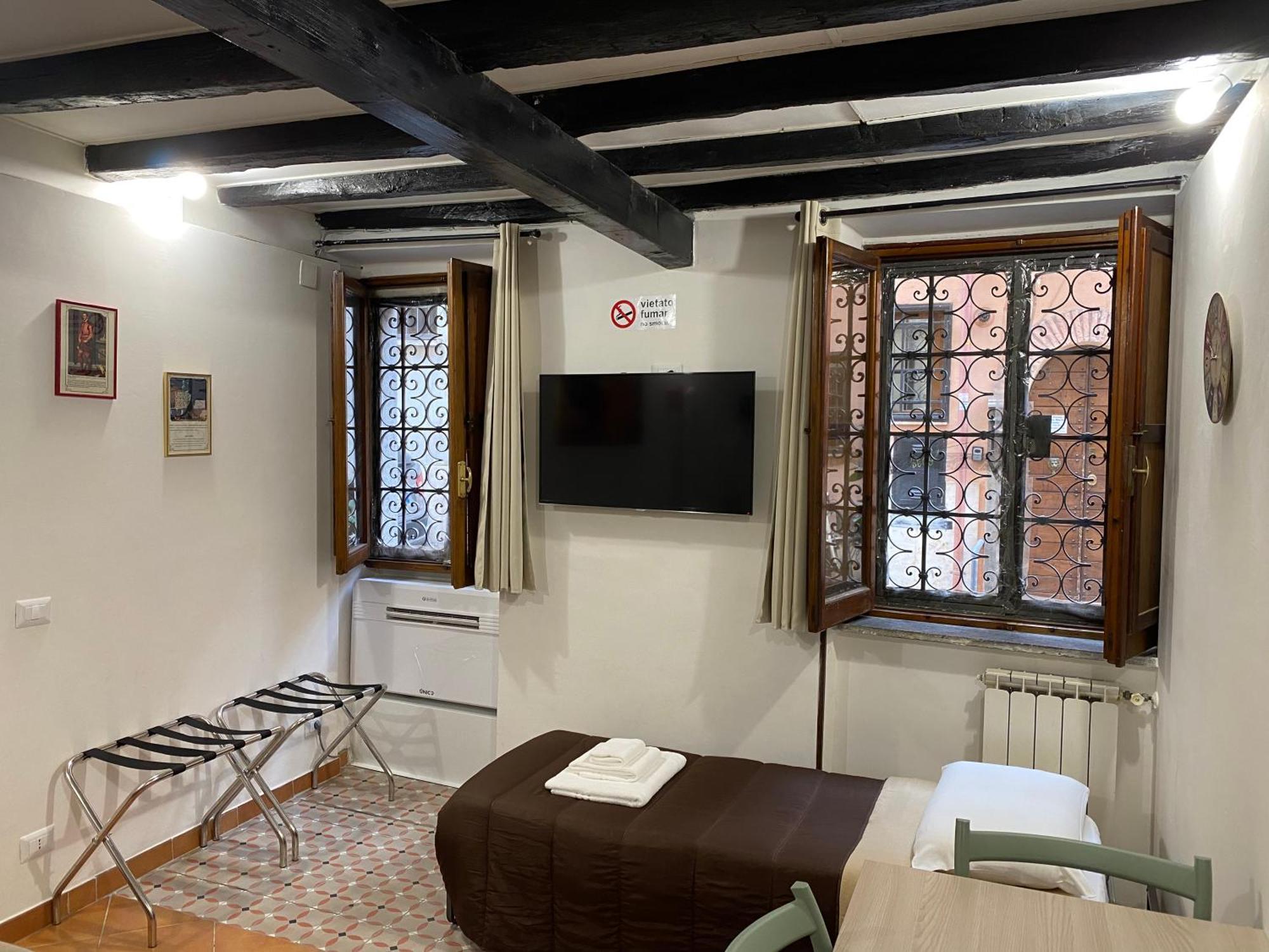 Casa Vicolo Moroni - Trastevere Apartment *